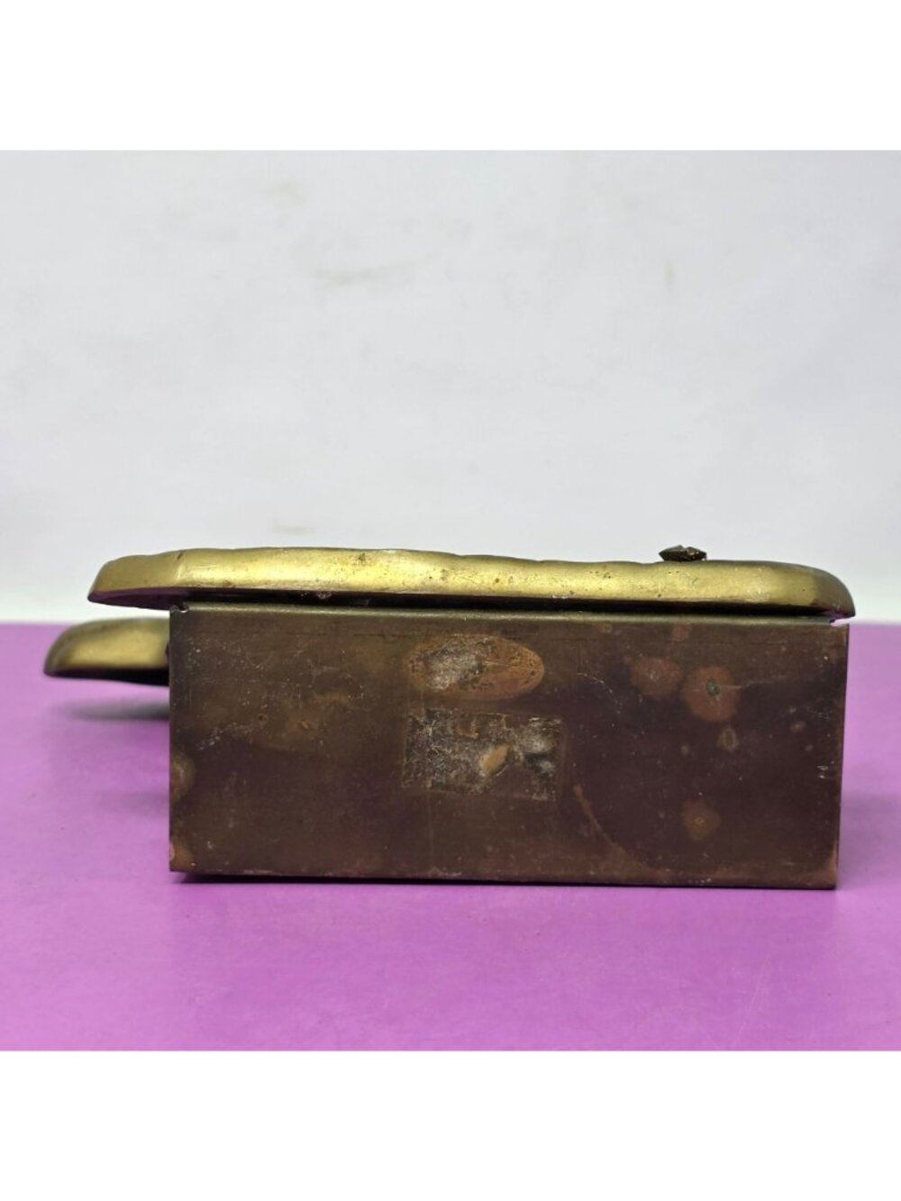Vintage Brass Dog Wall Match Holder Letter Rack Retriever Hunting Dog - Picture 6 of 9